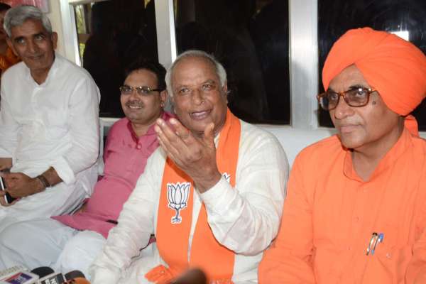 BJP State President Madan lal Saini Reached at Home Town Sikar