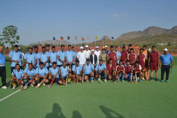 pics : Inter-range police hockey competition