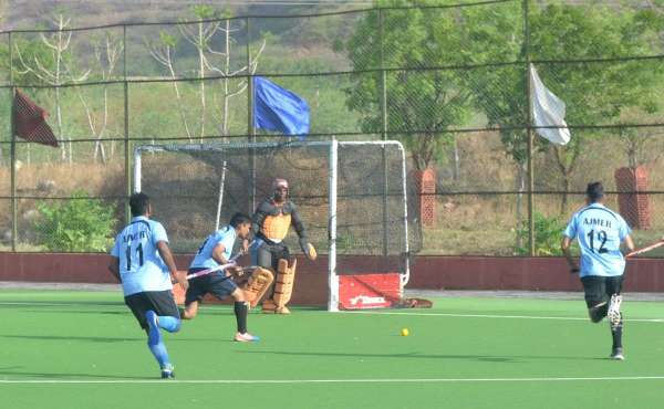 pics : Inter-range police hockey competition