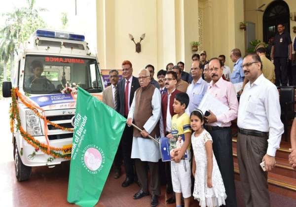 Trama ambulance Flag