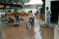आखिर ऐसा क्या हुआ कि बिना बारिश के डूब गया निगम परिसर, बिजली विभाग का काम भी हुआ ठप