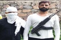 Jhota gang criminal sandeep soni firing on three house while on parol