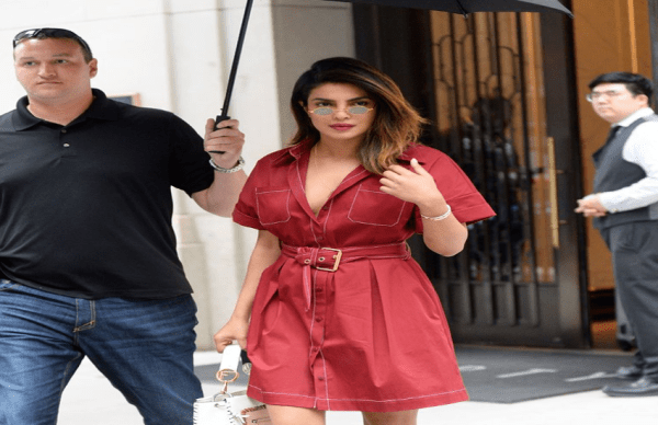 ब्वॉयफ्रेंड को छोड़ यह किसके साथ वक्त बिता रही है प्रियंका चोपड़ा