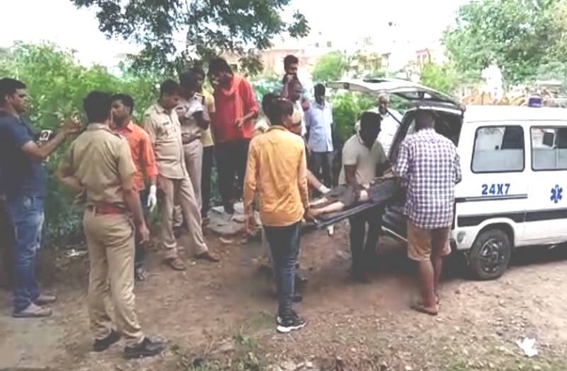 kota father son suicide train