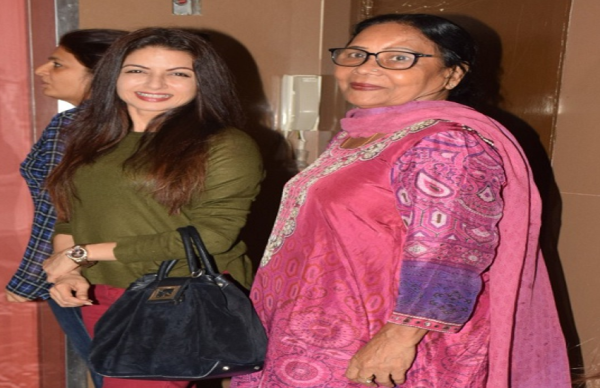 29 साल पहले सलमान को सुपरहिट बनाने वाली अभिनेत्री फिर चर्चाओं में,तस्वीरें वायरल