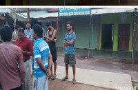 व्यापारी के घर के सामने खड़ी कार को ले गए चोर, जांच में जुटी पुलिस