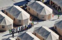 अमरीका-मैक्सिको सीमा पर रह रहे शरणार्थी