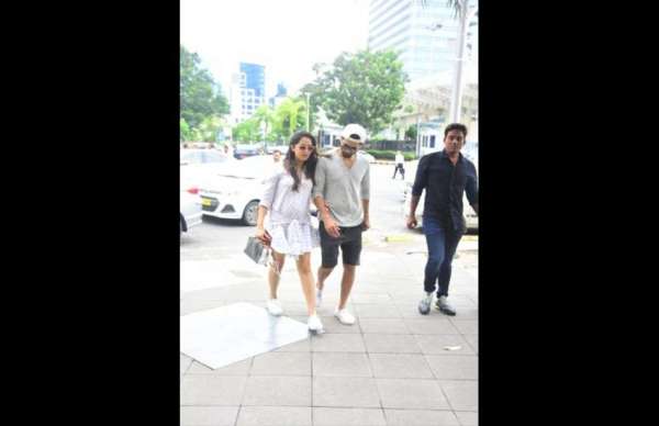 shahid kapoor and mira rajput latest photos 