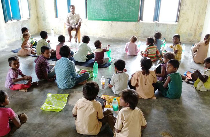 Primary school depend on panchayat assistant