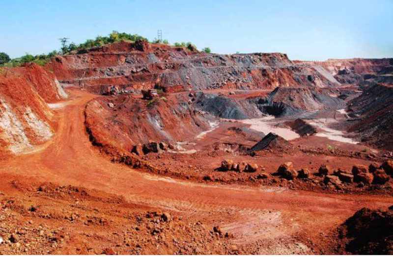 Expensive mineral being sold without EC in bhilwara