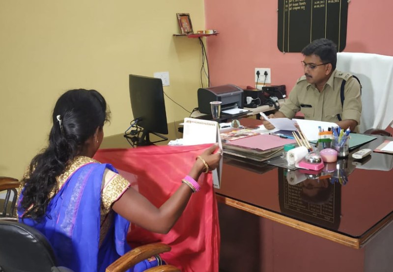 Young girl complaint to ASP