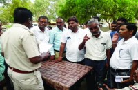 सभी के खिलाफ पामगढ़ थाने में शिकायत दर्ज