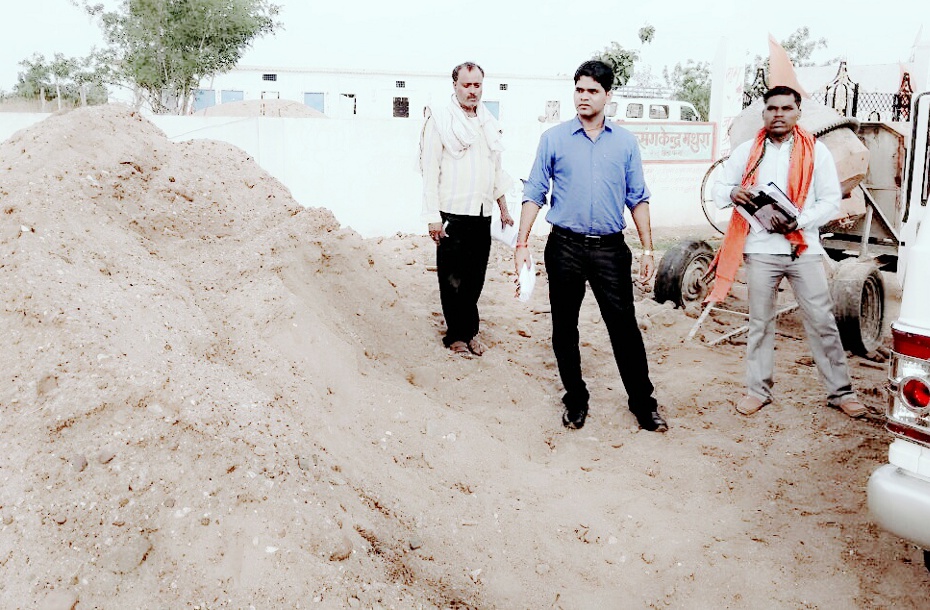 Action on illegal dump of sand in panna