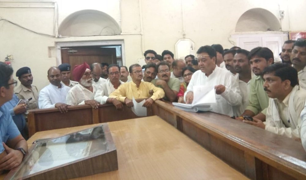 Name of 22 thousand fake voters in panna