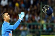 mahendra singh dhoni affairs with bollywood actress