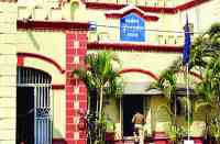 डीसीपीयू के अधिकारी ने एसपी से की लिखित शिकायत