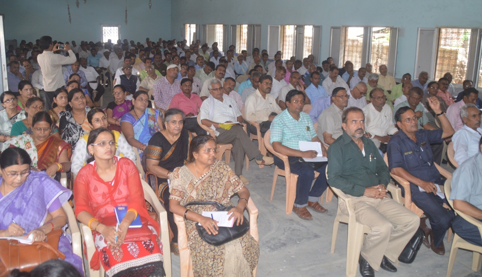 Principal meeting: officer will monitor activity of gov school in Rewa