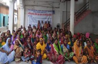 उद्योग को लेकर ग्रामीणों में आक्रोश, कहा- करेंगे चुनाव का बहिष्कार, काले झंडे दिखाकर पार्टी को करेंगे चलता