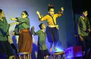 Photo Gallery : शिक्षकों में नई ऊर्जा देने की सार्थक पहल, नाटक की प्रस्तुतिकरण कर यहां से आए नाट्य कलाकारों ने शिक्षकों के जेहन में भरा जोश