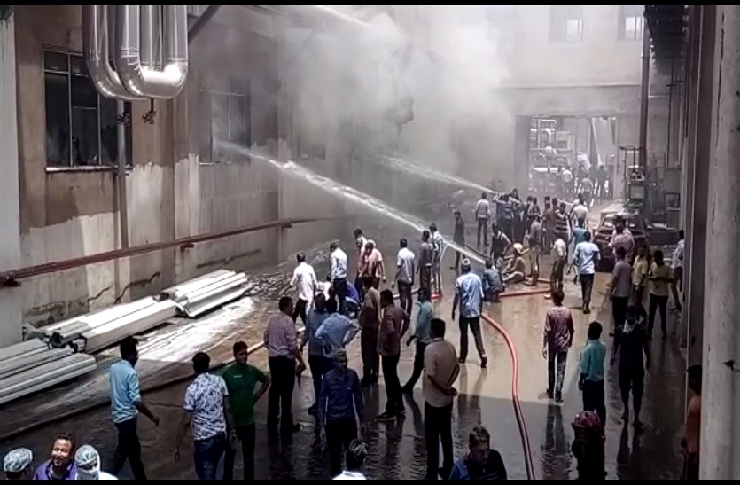 Fire in Bikaji bhujia Factory