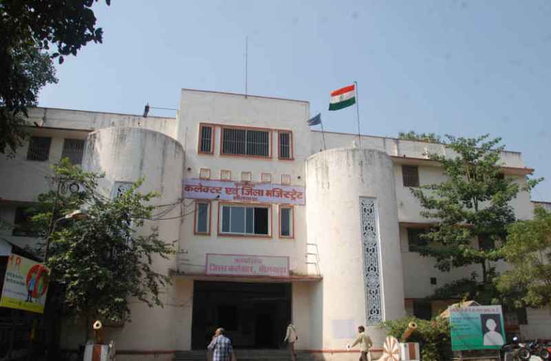 Theft in the collectorate in bhilwara