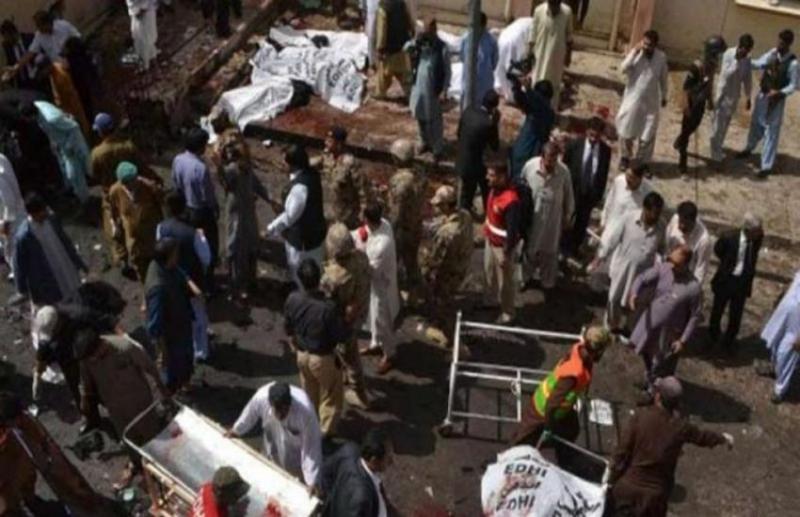 अफगानिस्तान में आत्मघाती हमला