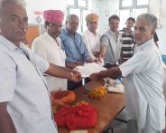 किसान जागरूक होकर योजनाओं का उठाएं लाभ