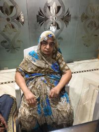 lppt with old woman