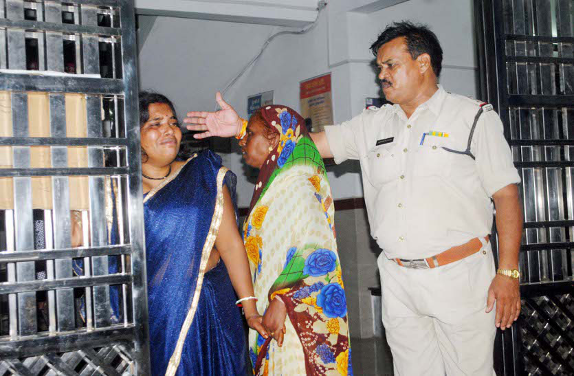 sehore, sehore news, sehore patrika, patrika news, patrika bhopal, bhopal mp, accident, road accident, sehore road accident, salkanpur accident, salkanpur mandir, temple, hadsa, bhai, bick,