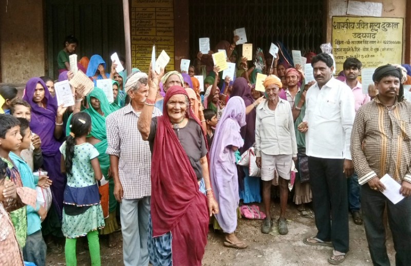 नई व्यवस्था के तहत अब उपभोक्ता जिले में कहीं से भी राशन प्राप्त कर सकेंगे, लग जाएगा तमाम शिकायतों पर विराम