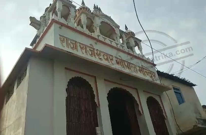 Theft in the temple in bhilwara