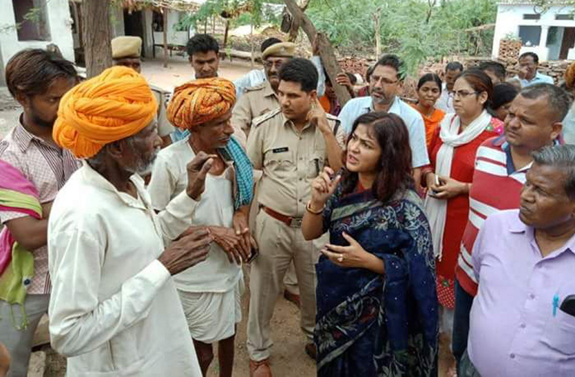 punishmen social boycott egg foaming titri Dalit society panchaayat