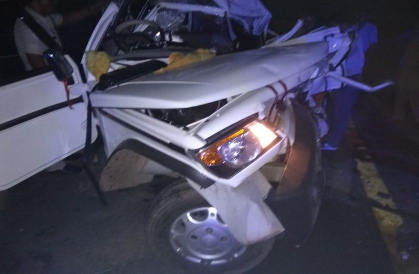 Eight people of bansur died in road accident in kannauj