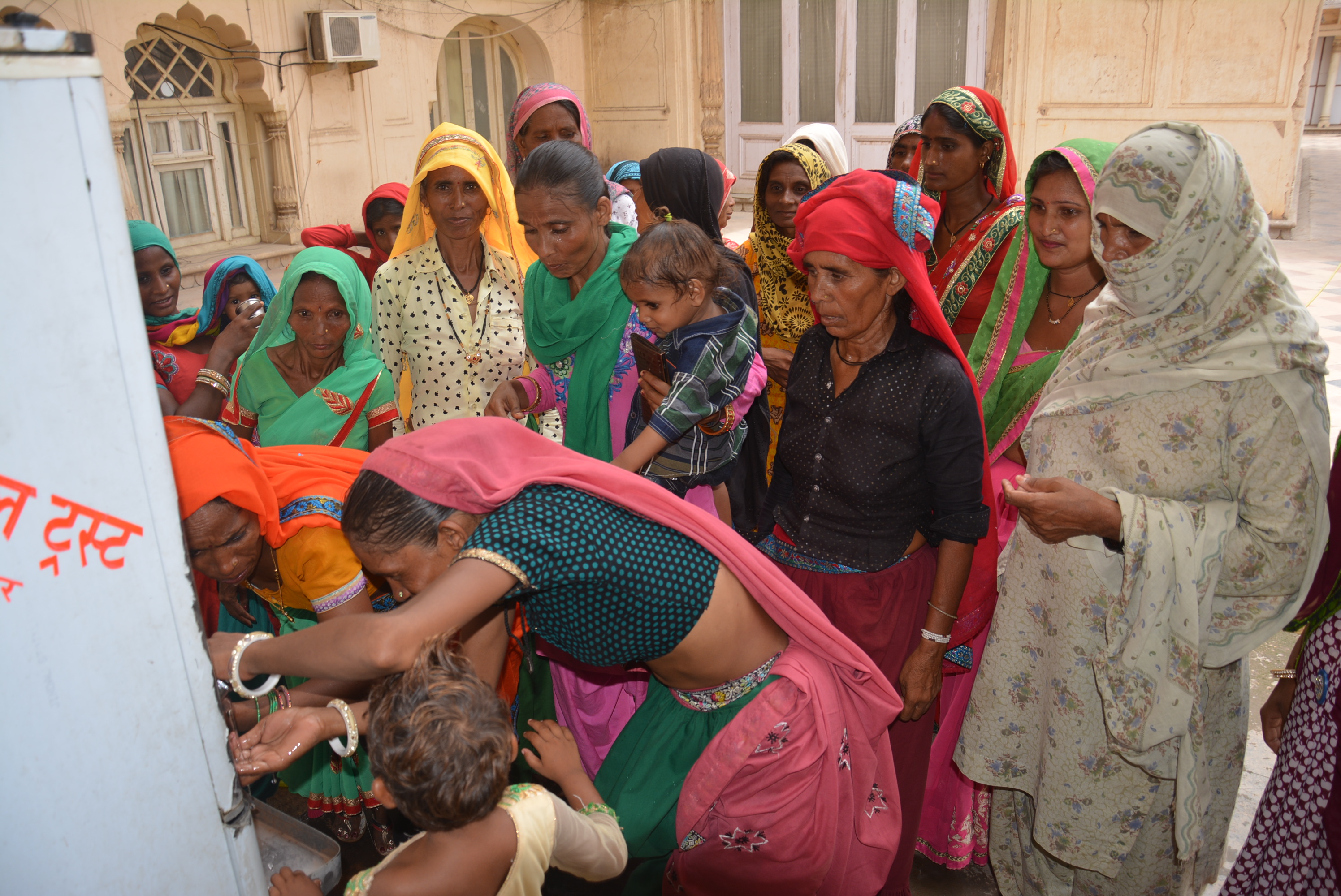 alwar collector jansunwai