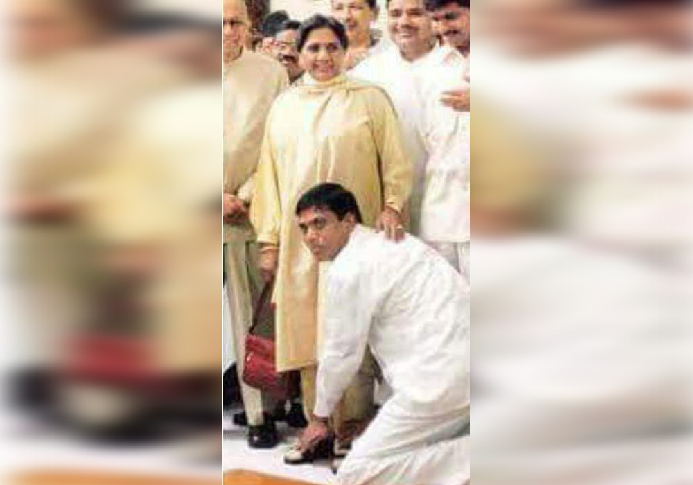 BJP MP Ashok Dohre praises BSP supremo Mayawati in up hindi news