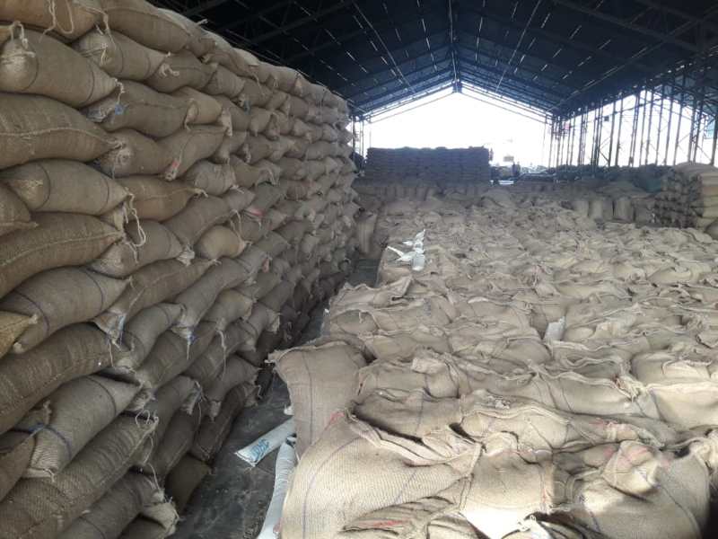 bags kept in dhan mandi