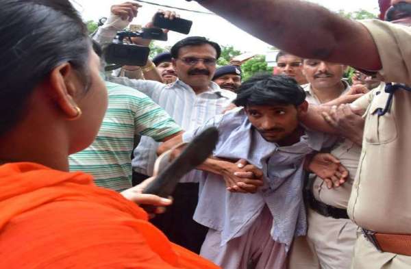 bhopal, bhopal news, bhopal patrika, patrika news, patrika bhopal, bhopal mp, procession of the accused, baarat, crime, crime news, premi, premika, chinaar divine city,