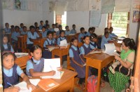 अभिभावक मिले संसदीय सचिव से