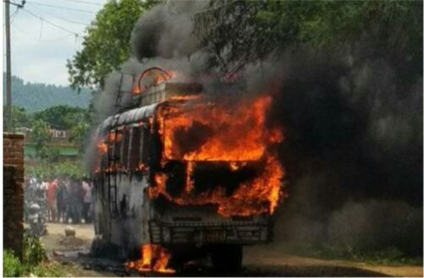 fire in bus 