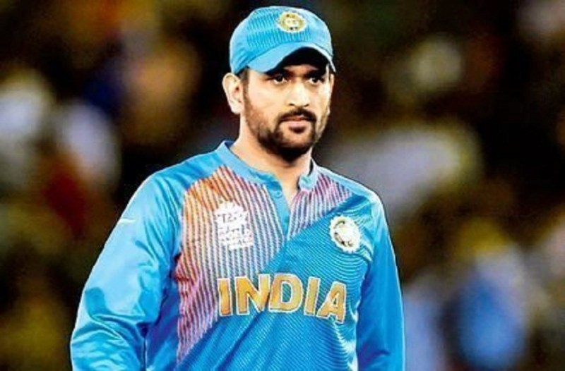 dhoni