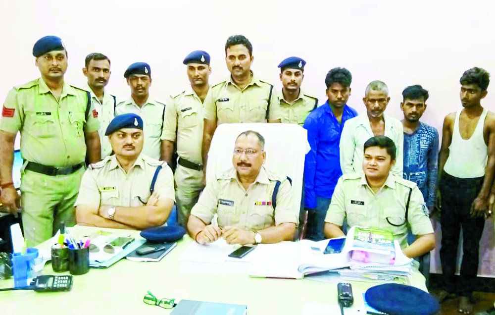 singrauli police 10 lakh Rupees heroin seized Five accused arrested