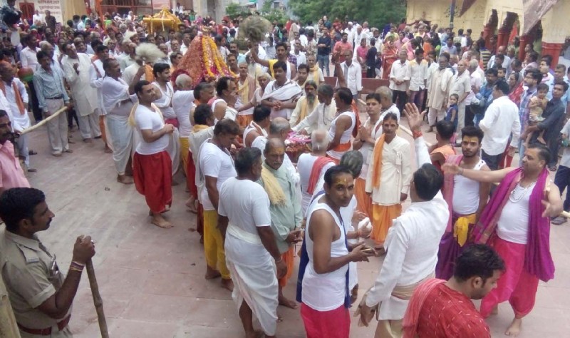 Rath Yatra felicitations, rath yatra taken with hilarious