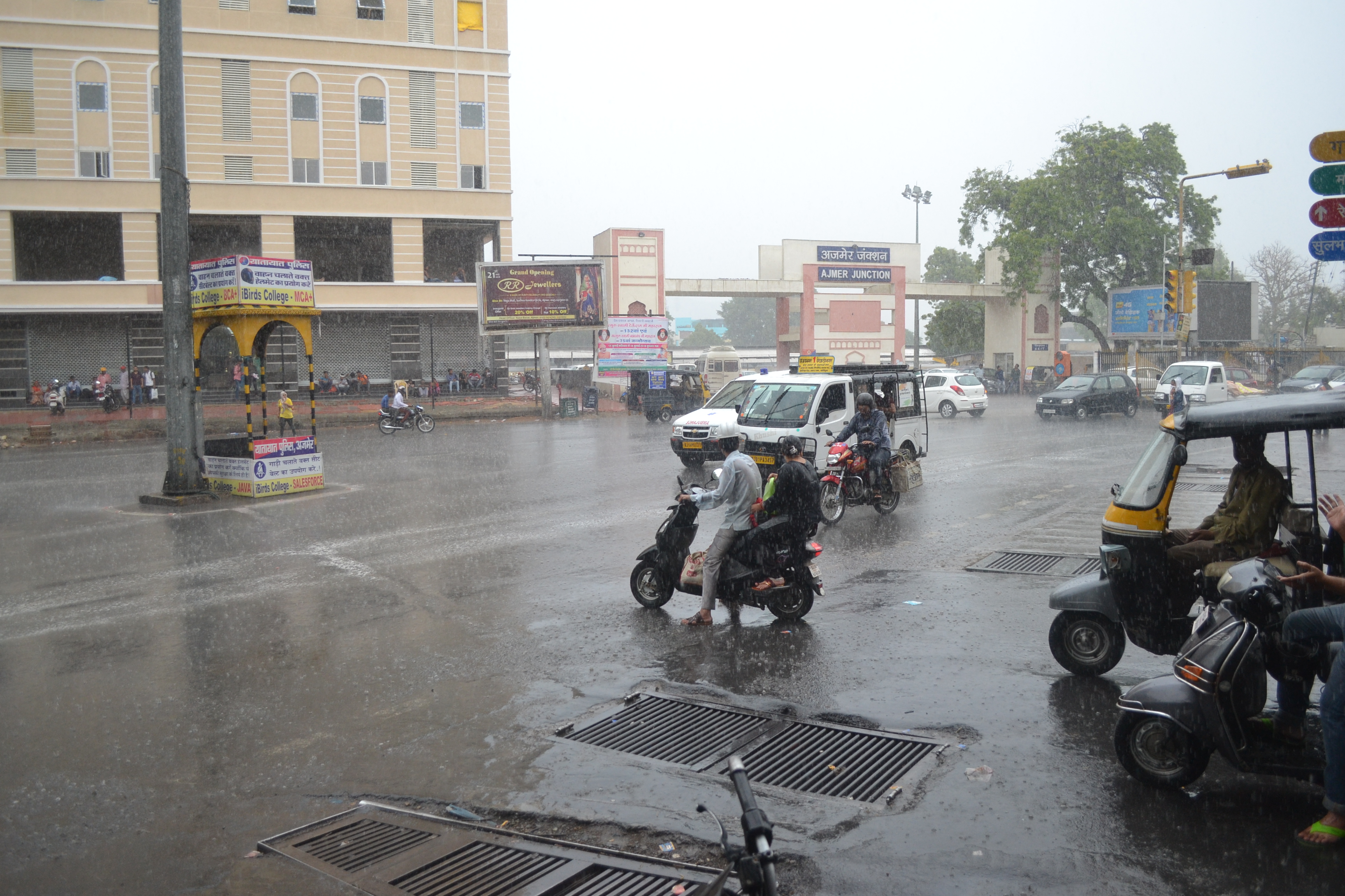 rain pour ajmer