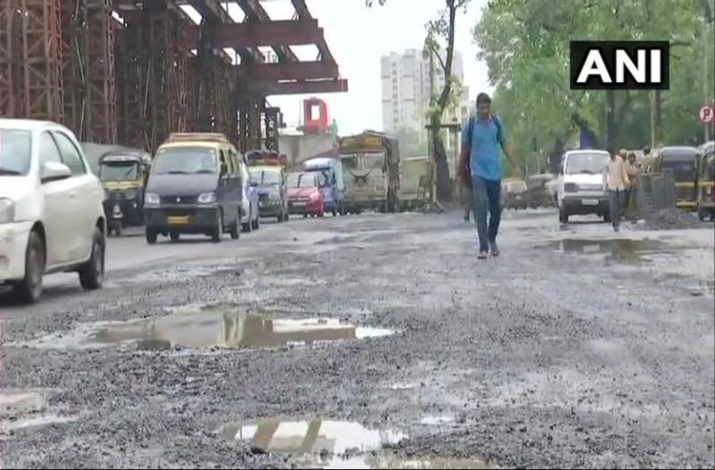 mumbai pothole