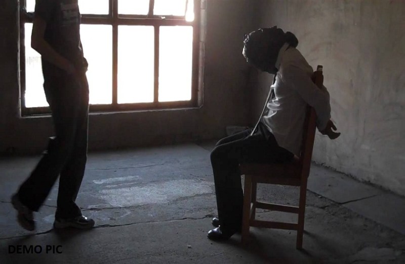 case of pakadua vivah railway engineer kidnaped forced to marriage