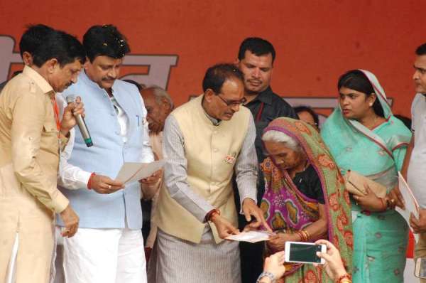 madhya pradesh cm shivraj singh chauhan jan ashirvad yatra in satna
