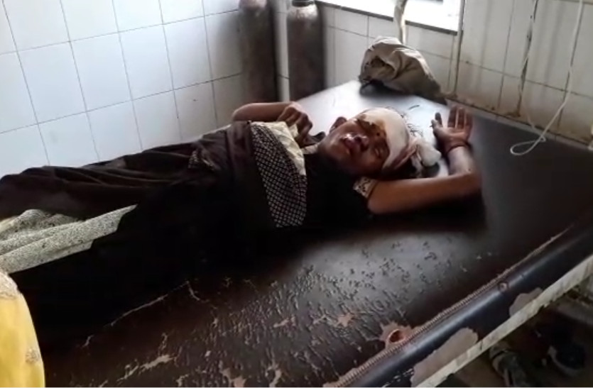 husband, wife and son met an accident in Dholpur
