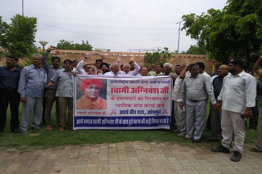 स्वामी अग्निवेश पर हुए हमले पर जताया रोष, आरोपितों पर सख्त कार्रवाई की मांग