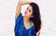 mouni roy