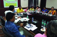 स्कूलों में गुणवत्ता लगातार गिर रही